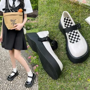 Platform Flats Women Patent Leather Casual Lolita Shoes Female Chunky Heel Vintage Mary Jane Flats Fashion Loafers